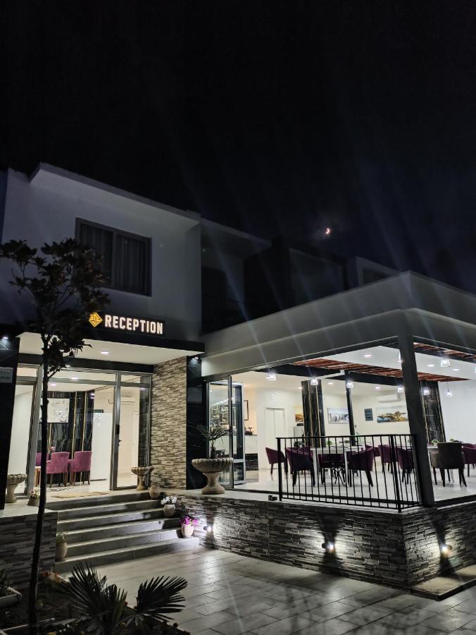 Hotel Halibas Ulcinj Exterior photo